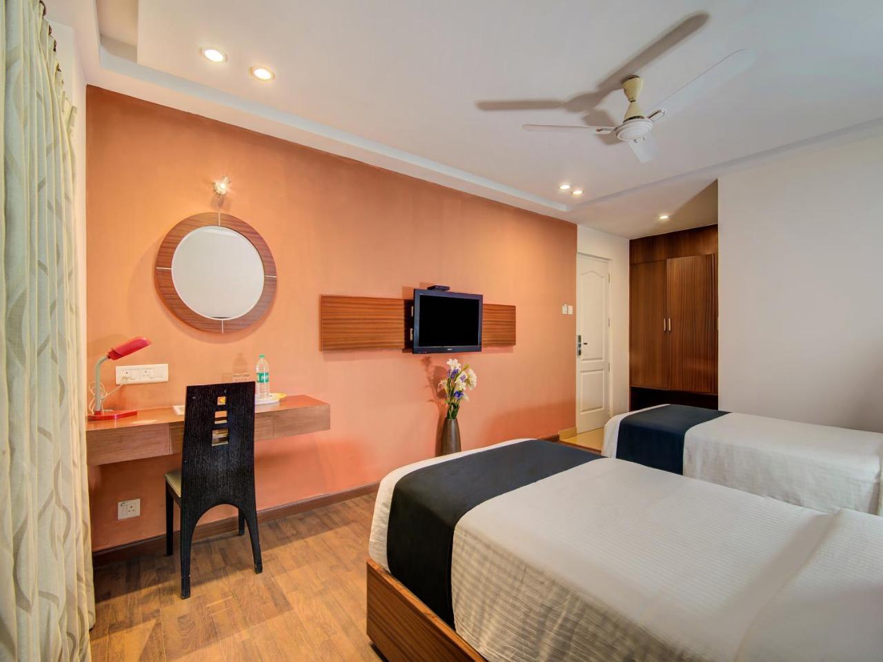 Gardeenia Comfortes Suites-Fully Vaccinated Staff Bangalore Dış mekan fotoğraf